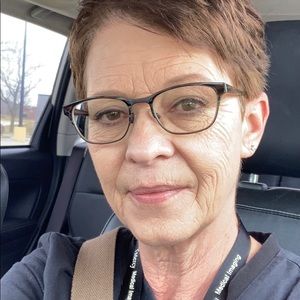 Meet your Posher, Diana